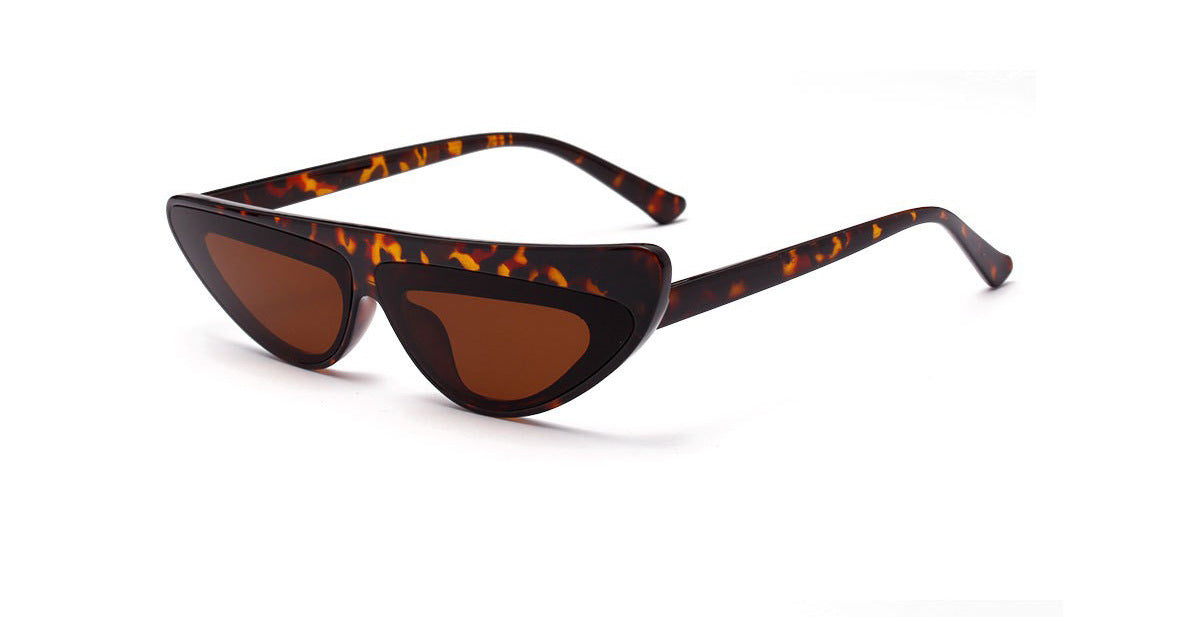 Damen Cat-Eye Sonnenbrille mit angesagtem asymmetrischen Design Karnz