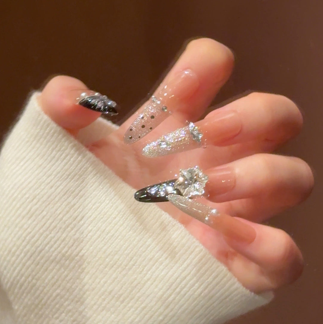 Premium Glitzernde Press-On Nagelverlängerungen Karnz