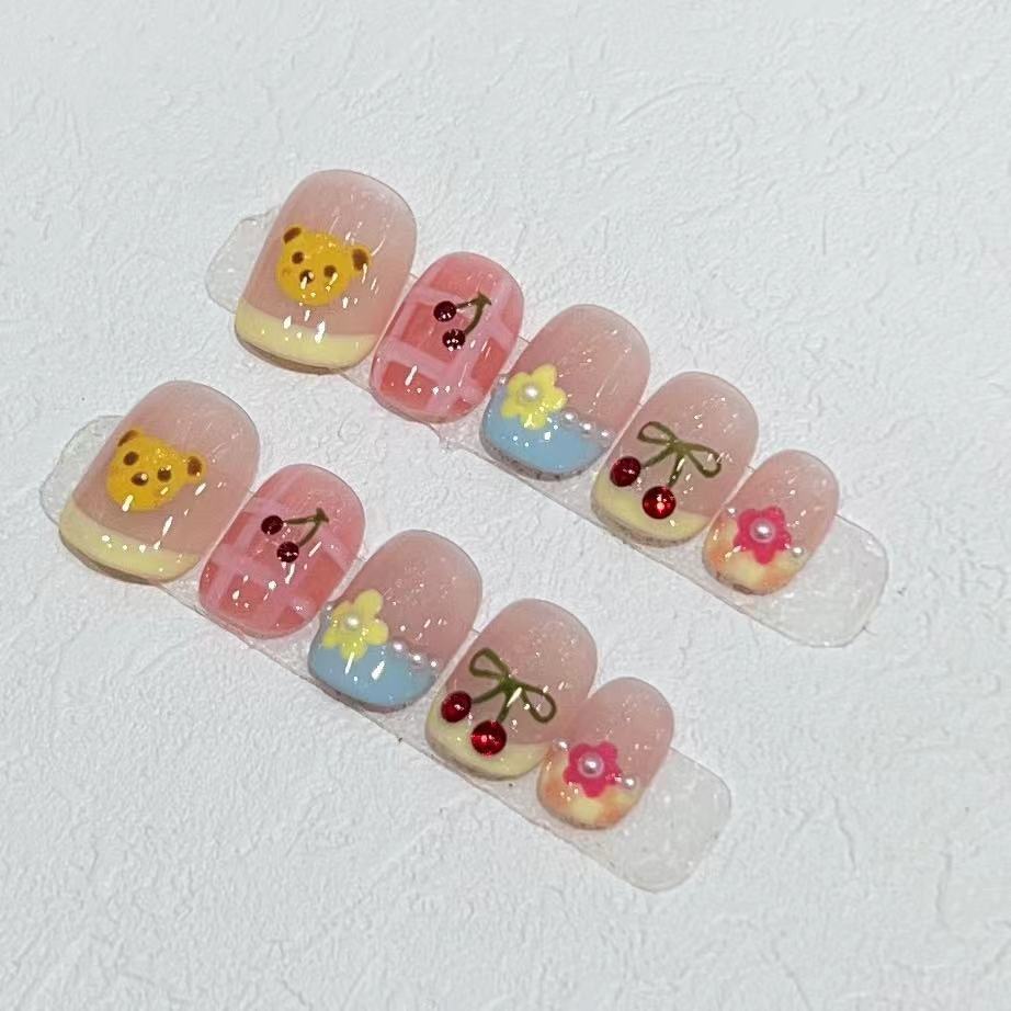 Verspielt Charakterdesign Press-On Nagelset Karnz