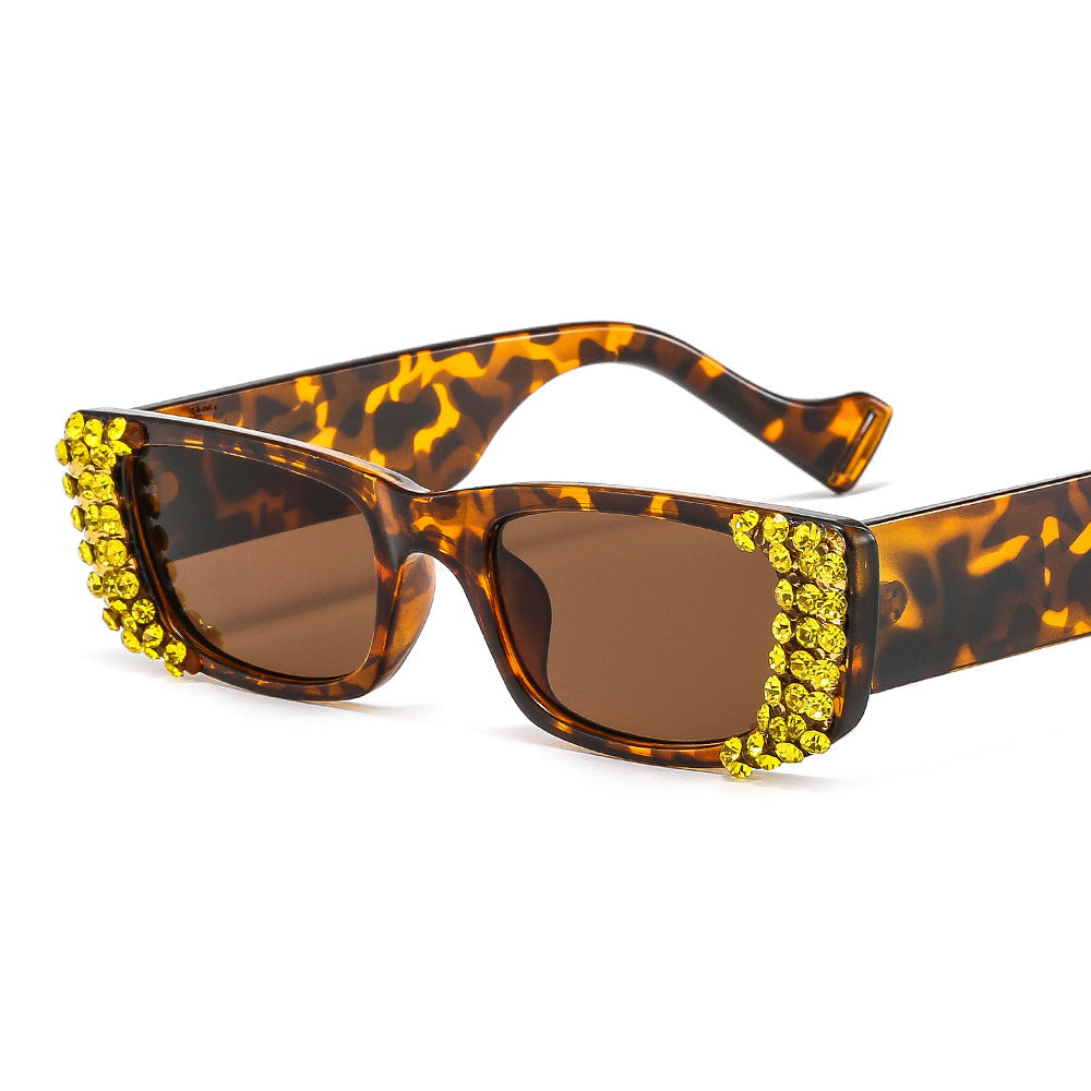 Damen extravagante Schmuckstein-Sonnenbrille Karnz