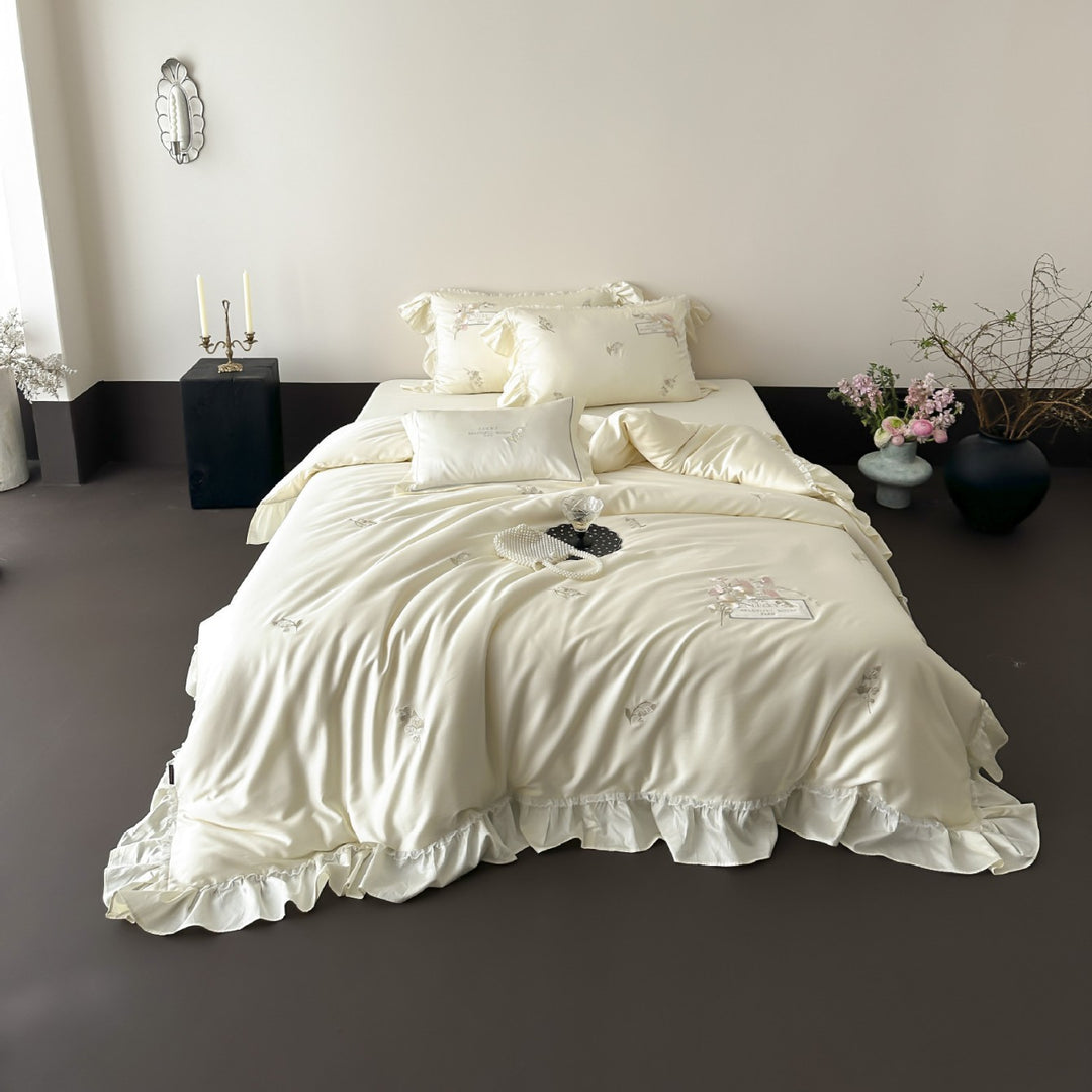 Luxuriöser Satin Bestickter Rüschengardine Bettwäsche Set
