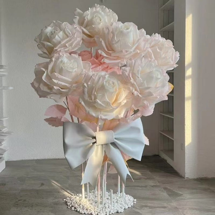 Dekorative Kunstblumenanordnung