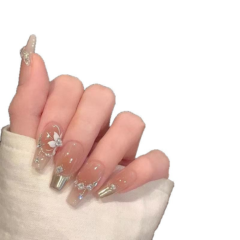 Dekorative Glam Faux Nagelkunst Karnz
