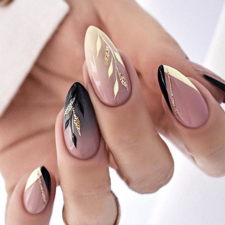 Elegante Stiletto Press-On Nagelspitzen Set Karnz