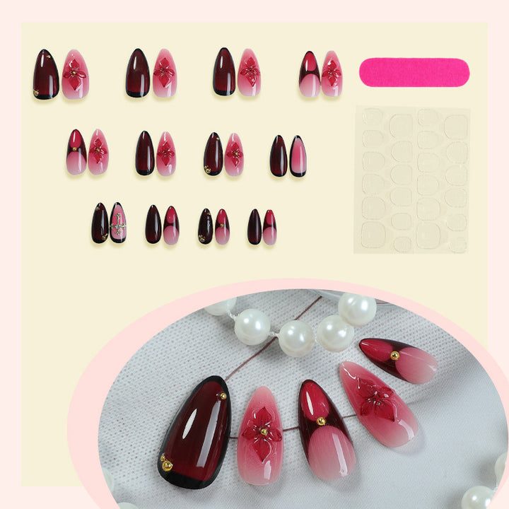 Künstlerisches Press-On-Nagelset mit floralem und Ombre-Design Karnz