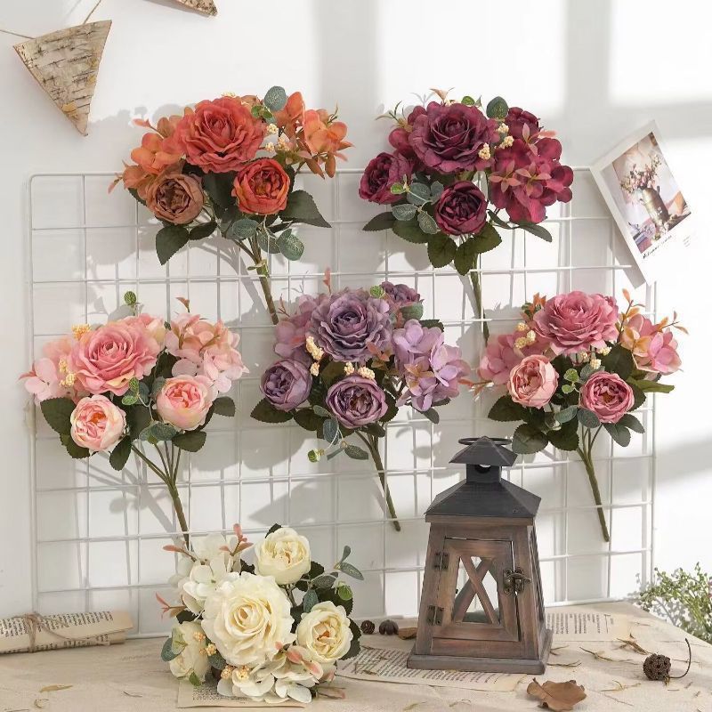 Lush Realistische Blumenstrauß Arrangement