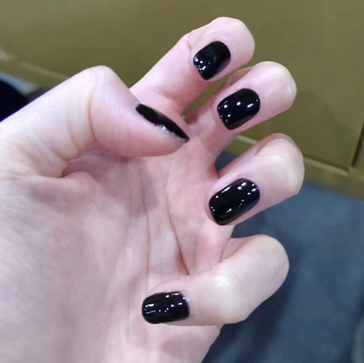 Glänzender Nagellack