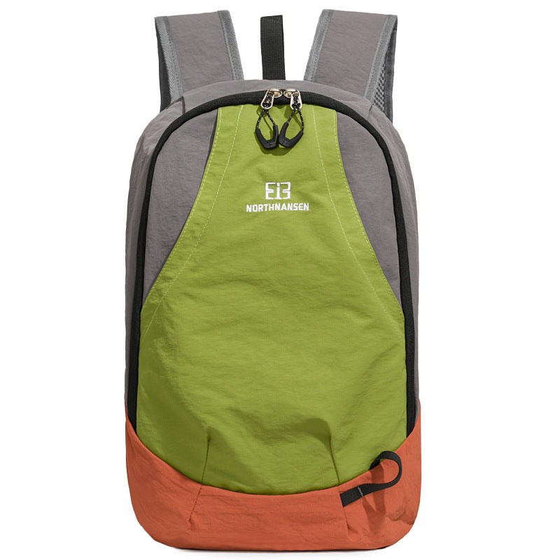 Stylischer leichter Wanderrucksack Karnz