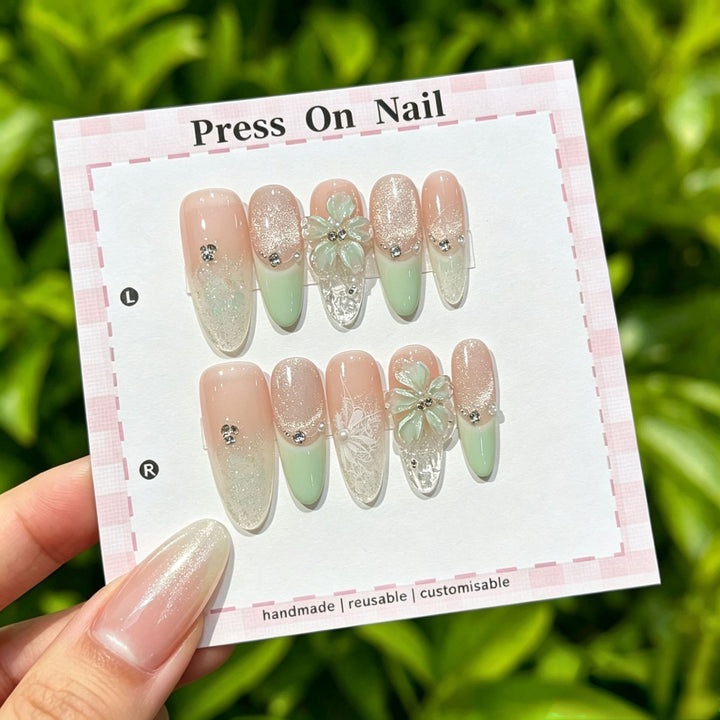 Elegantes Floral Acryl Druck-On-Nagelset