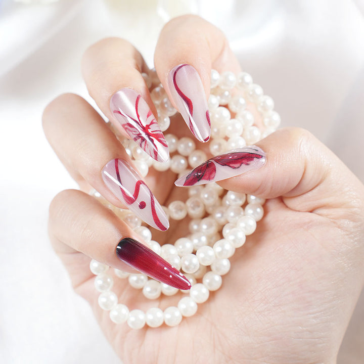Künstlerisches Lang-Presse-Nageldesign Karnz
