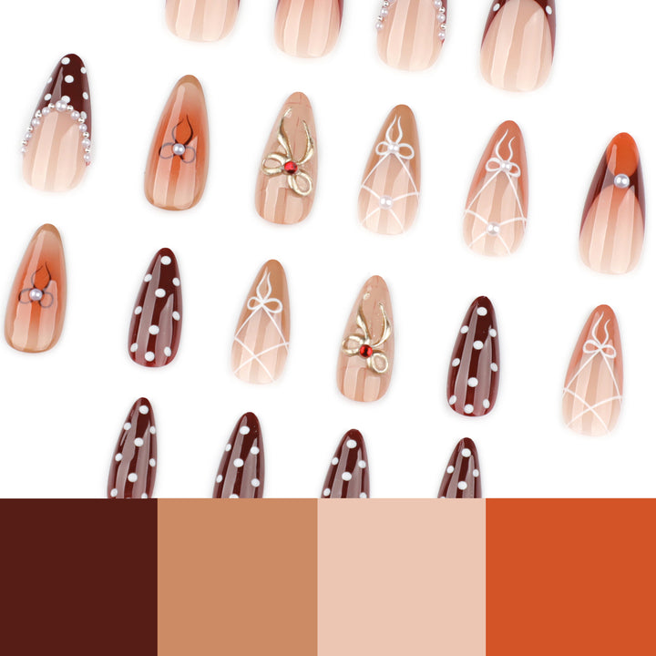 Kunstvolle Stiletto-Nägel im eleganten Design Karnz