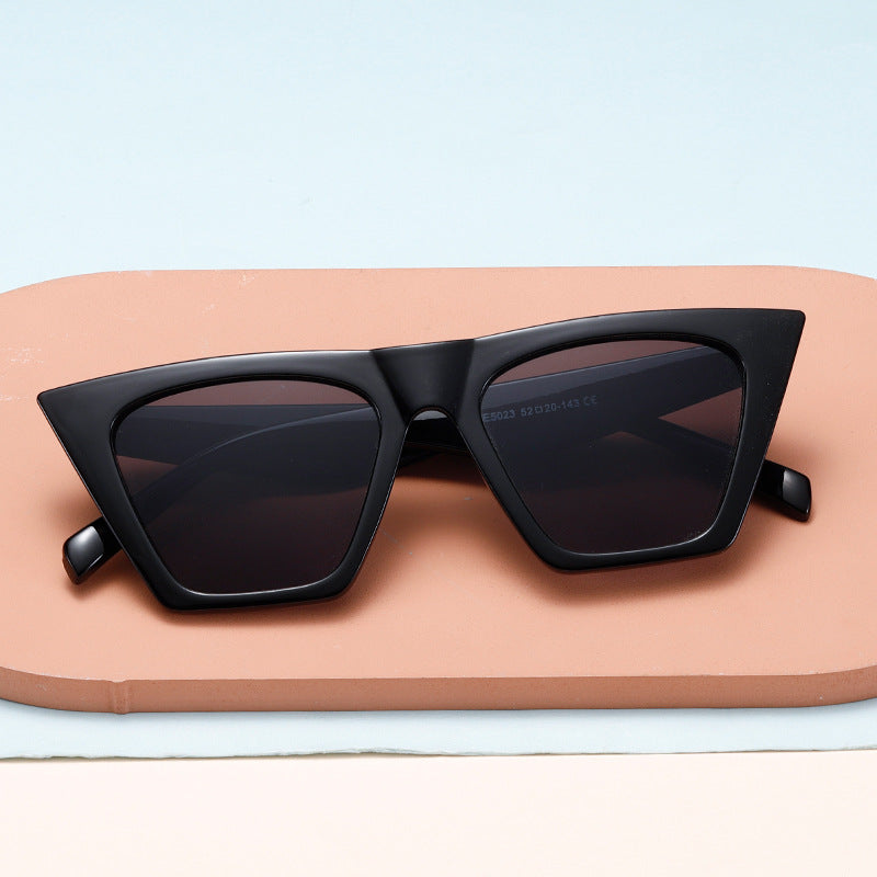 Damen stilvolle geometrische Sonnenbrille Karnz