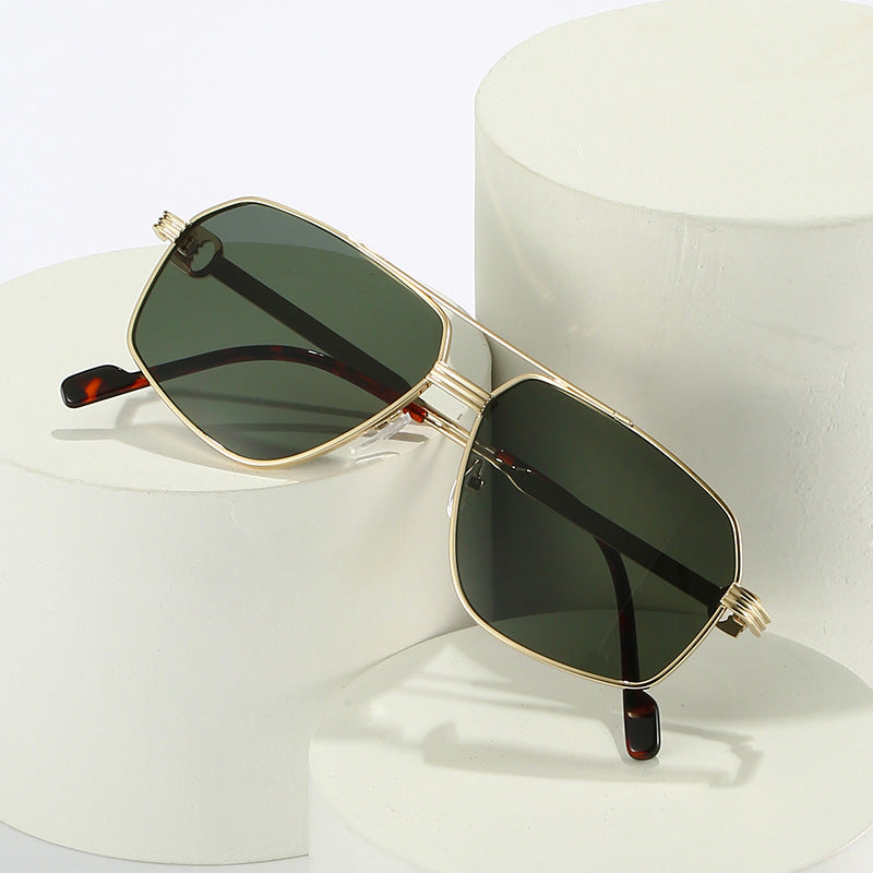 Stylische Rechteckige Brille Karnz