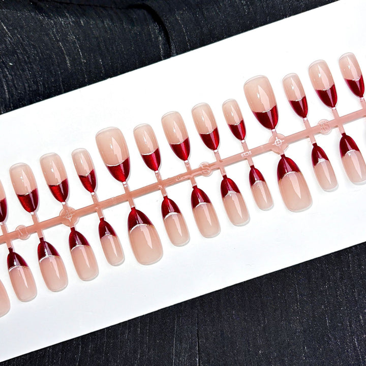 Elegantes French Tip Press-On Nagelset