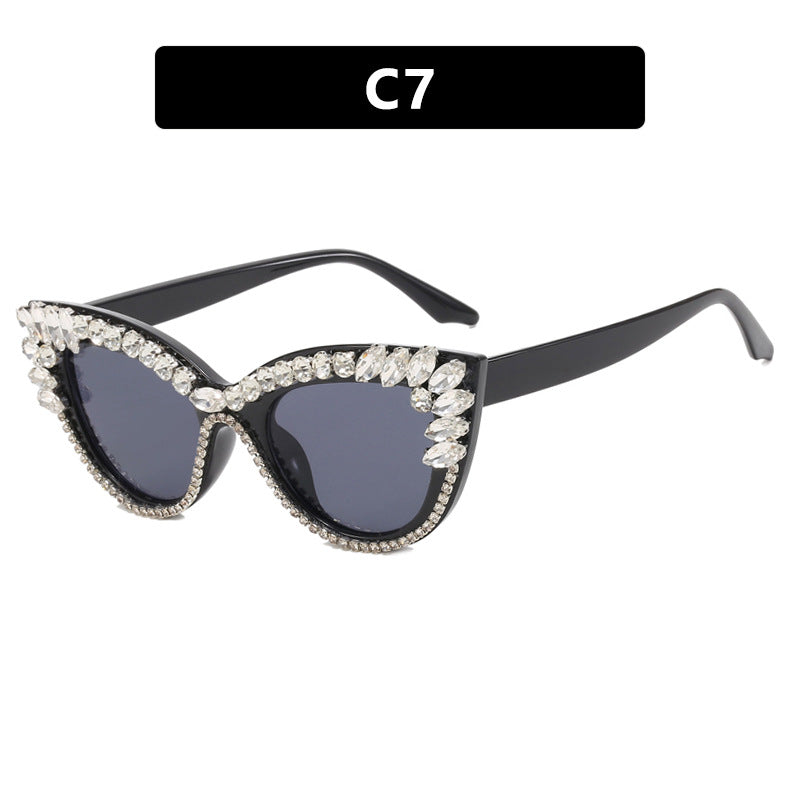 Damen extravagante Cat-Eye Sonnenbrille mit funkelndem Strassbesatz Karnz