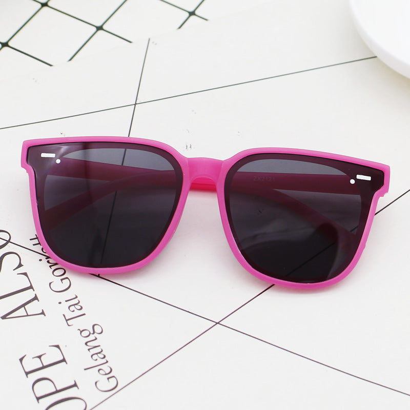 Damen moderne Sonnenbrille mit filigranem Rahmen und UV-Schutz Karnz