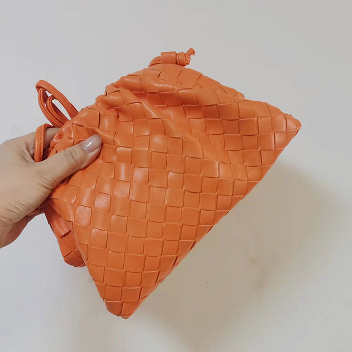 Texturierte Gewebte Handheld Clutch Karnz