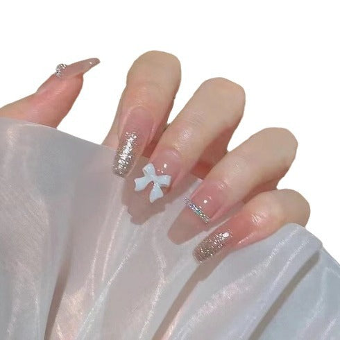 Elegante florale Nagelkunstverlängerungen Karnz