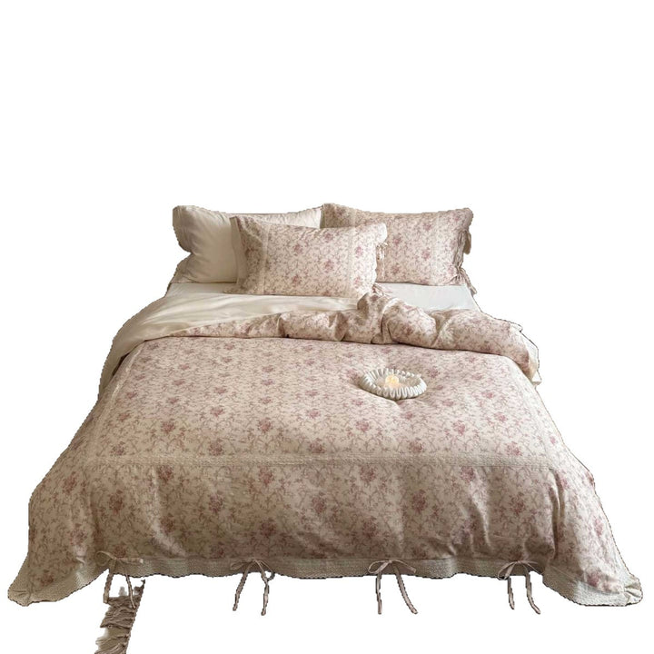 Romantische Vintage-Bettwäsche-Garnitur im Shabby‑Chic mit Spitzenkante und Bindebändern