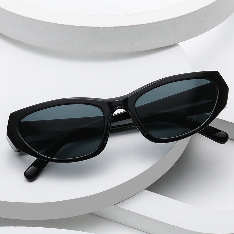 Damen stylische geometrische Sonnenbrille im modernen Design Karnz