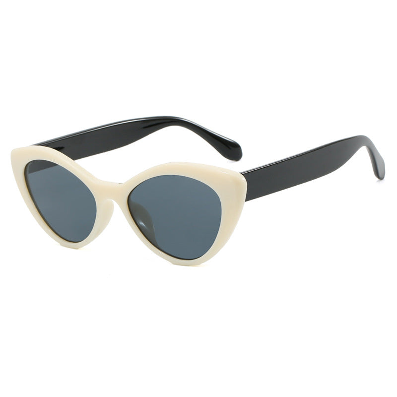 Damen kreative Cat-Eye Brille Karnz