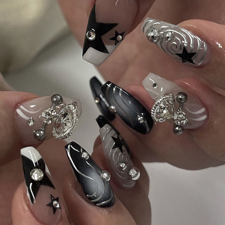 Einzigartige und Stilvolle Nagelkunst Karnz