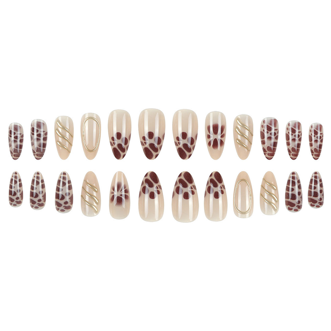 Künstlerisches Stiletto-Nageldesign Karnz