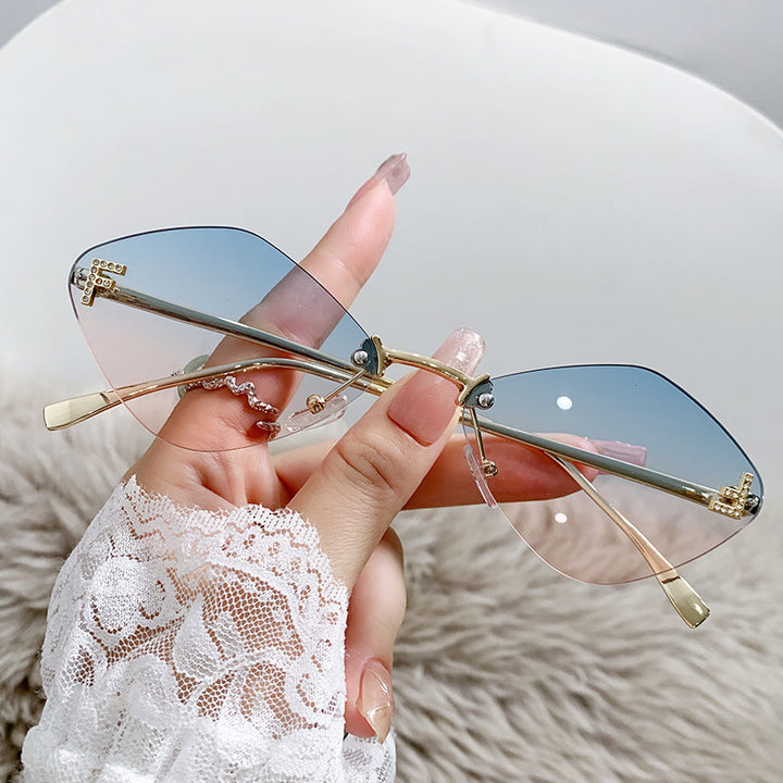Damen Cat-Eye Design Sonnenbrille mit eleganten Akzenten Karnz