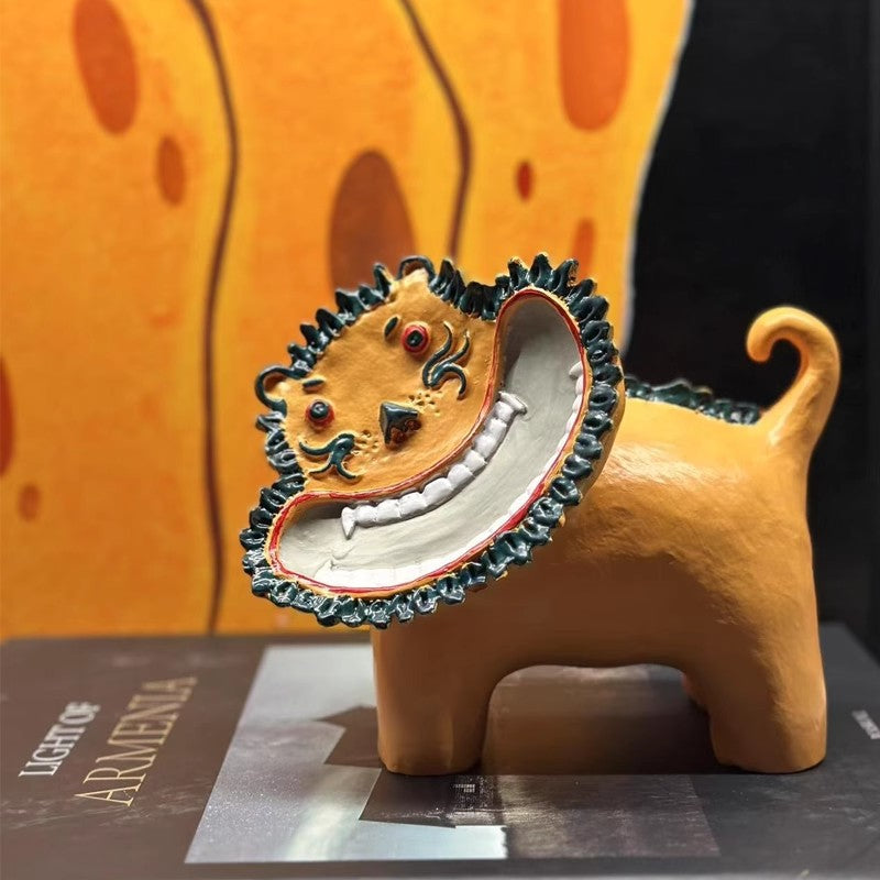 Verspielte Keramikkatzenfigur