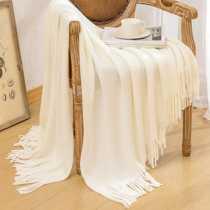 Gemütliche gestrickte Wurfdecke