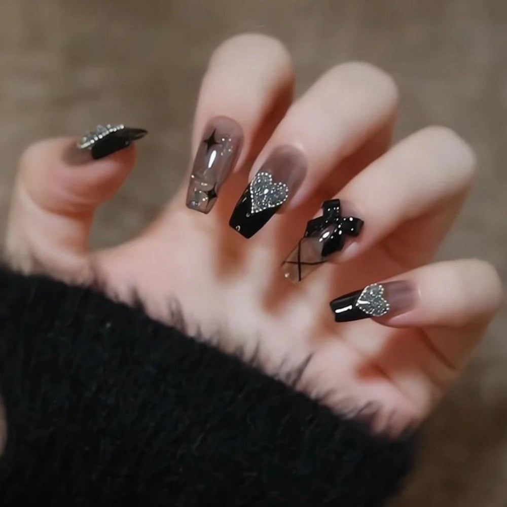 Künstliche Glamouröse Herz-Nagelspitzen Karnz