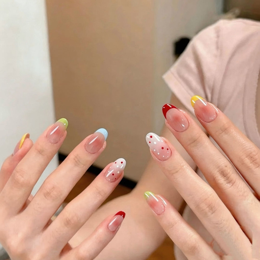 Künstlerische Themen Nageldesign Kollektion Karnz