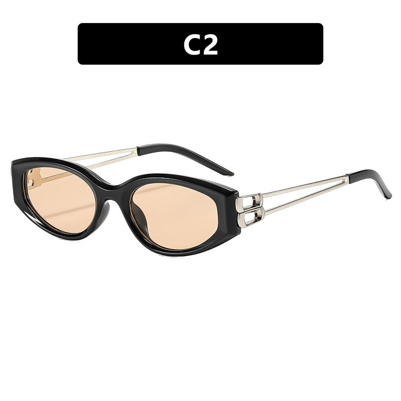 Damen Cat-Eye Sonnenbrille mit markantem Kunststoffrahmen und stilvollen Akzenten Karnz