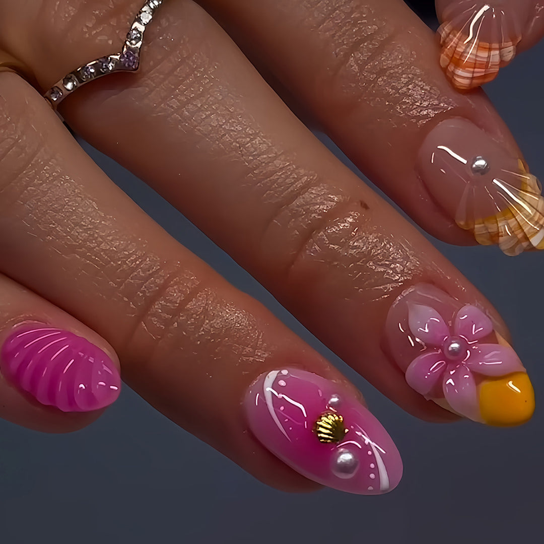 Künstlerisches von Muscheln inspiriertes Press-On-Nail-Set Karnz