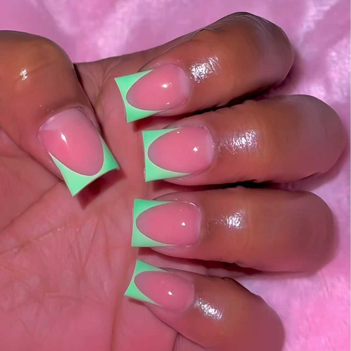 Geometrische Nagelkunst Verlängerungen Karnz