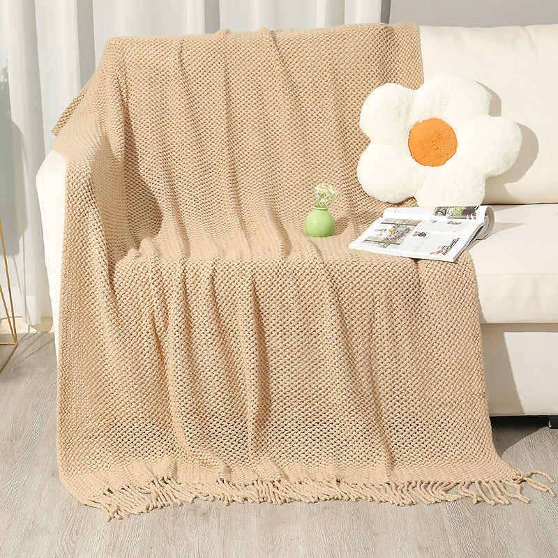 Strukturierte Strickwurfdecke