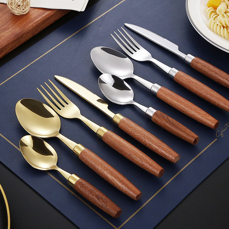 Eleganter Dessertlöffel mit Ergonomischem Holzgriff Karnz