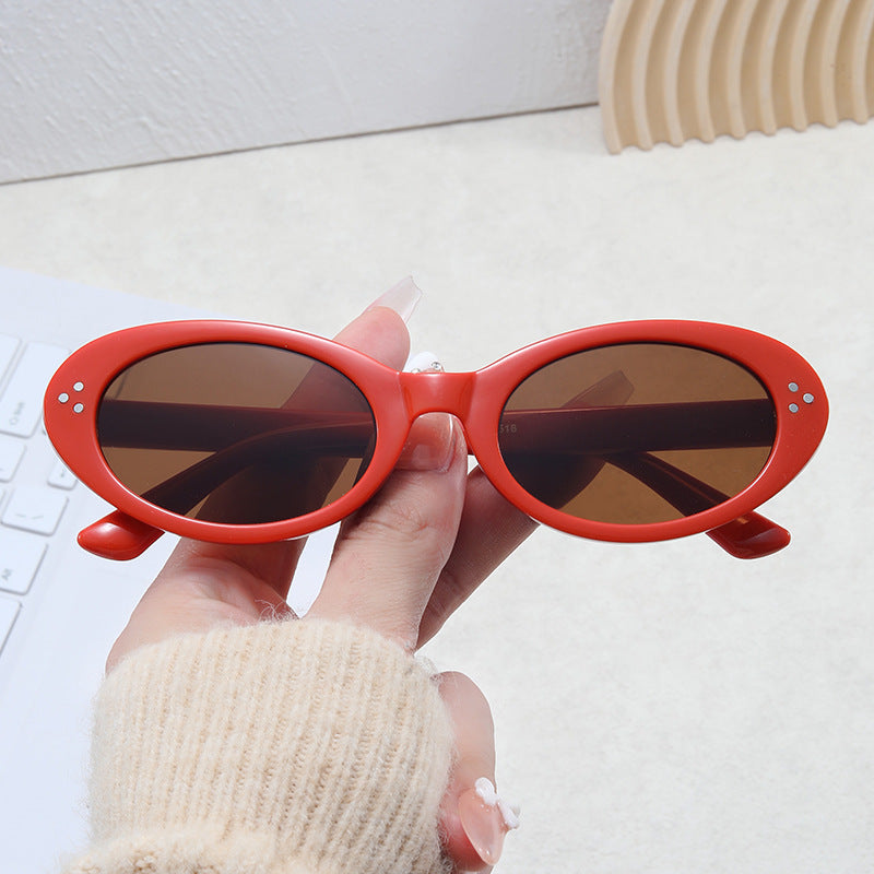 Damen modische Sonnenbrille im eleganten Ovaldesign Karnz