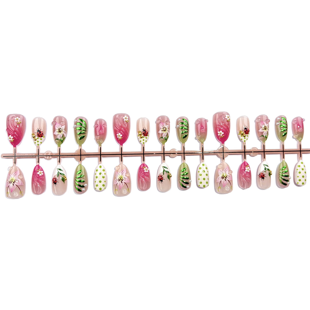 Künstlerisches Floral-dekoriertes Press-On Nagelset