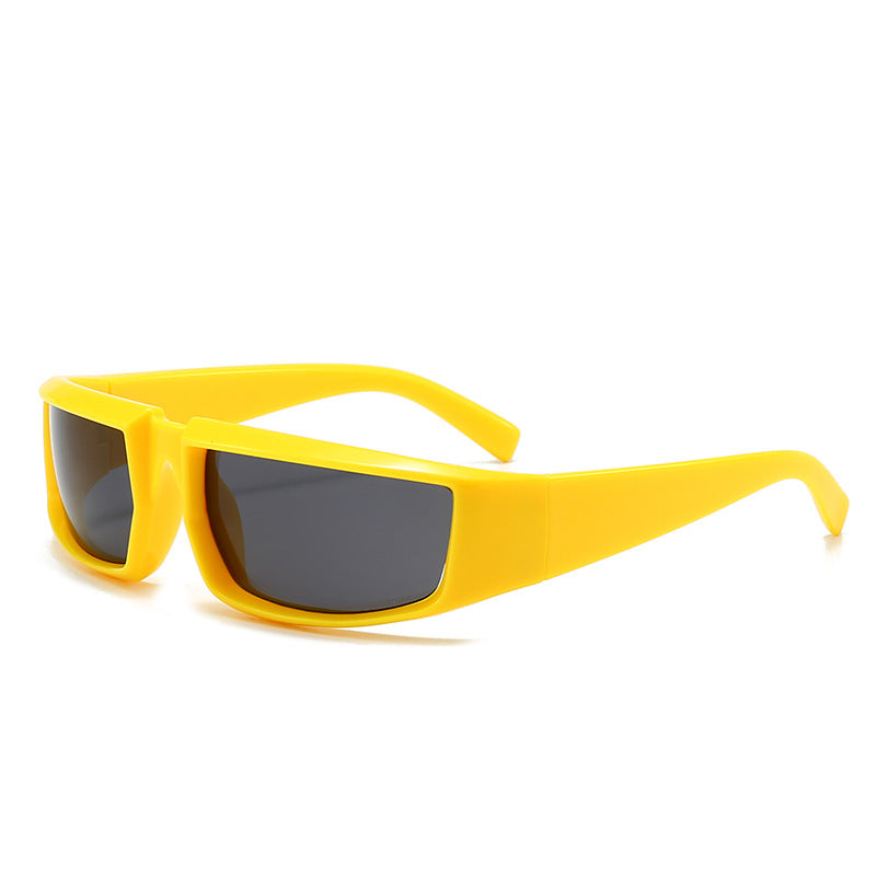 Damen stylische Sonnenbrille im futuristischen Design Karnz