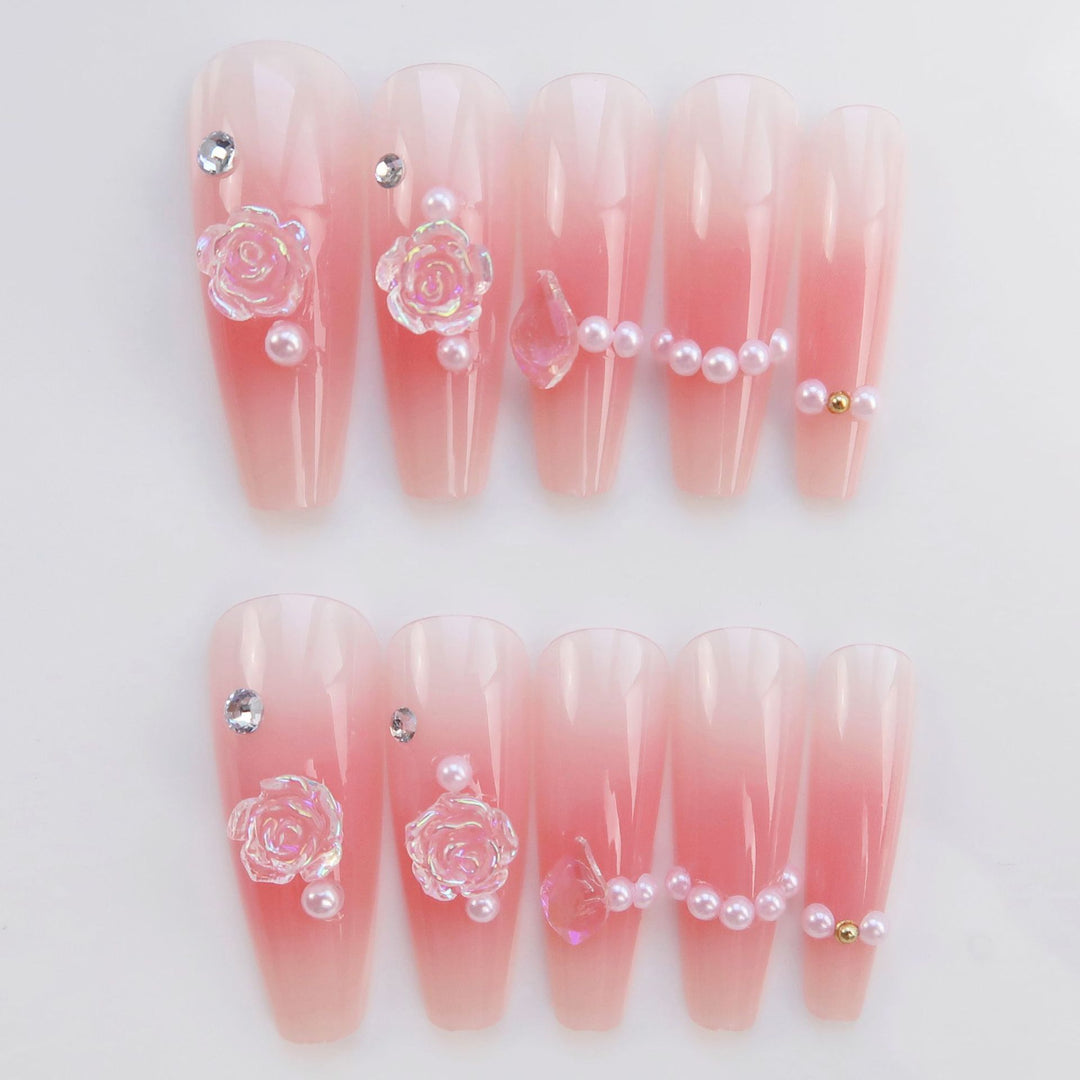 Premium Dekorative Strass Press-On Nagelkunst Karnz