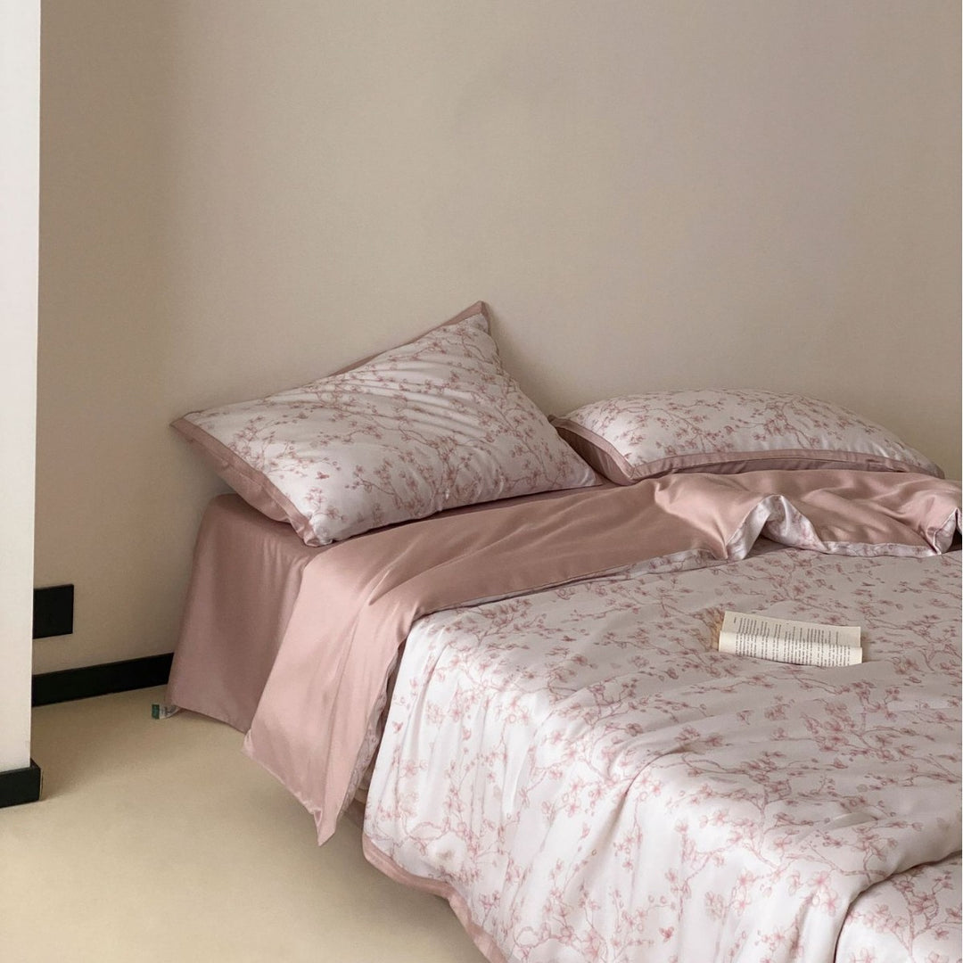 Luxuriöses Satin-Bettbezug-Set mit spitzenbesatz