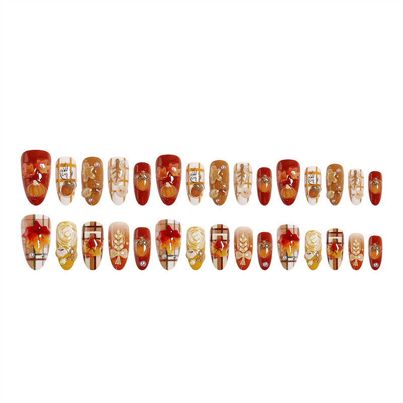 Kunstvolles Nageldesign Karnz