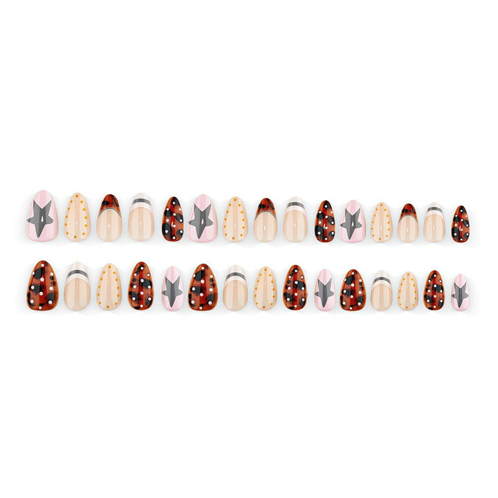Stylisches Nageldesign Set Karnz