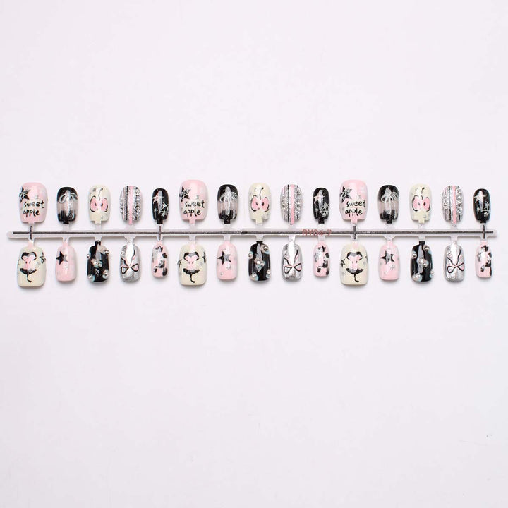Artistic Press-On Nail Tips Set Karnz