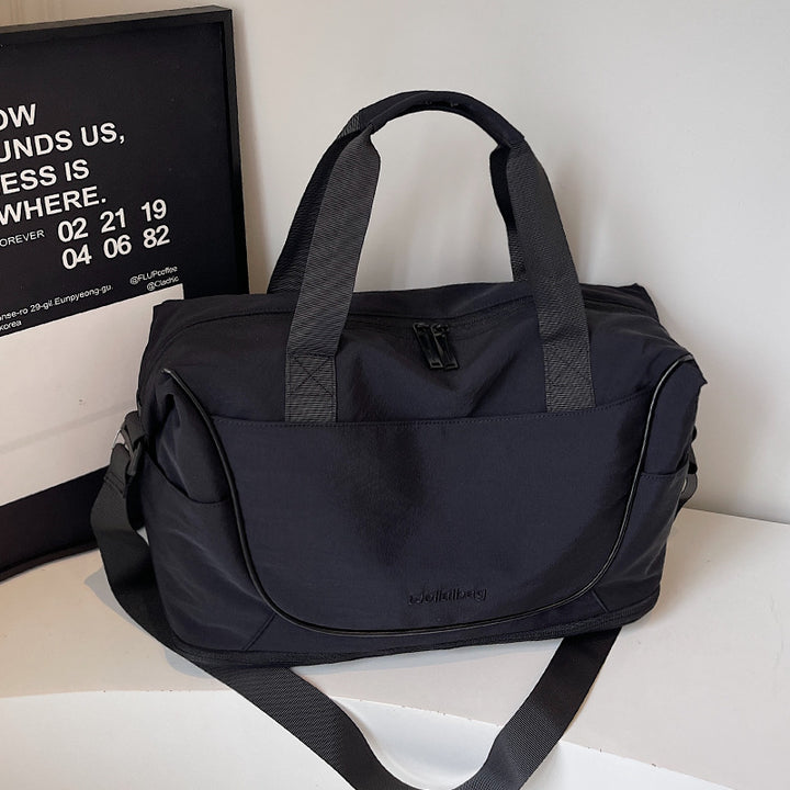 Geräumige Reisetasche für das Fitnessstudio
