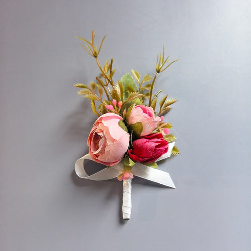 Elegante florale Ansteckblume