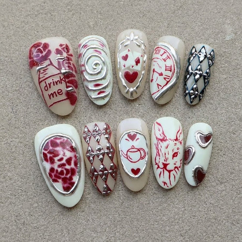 Dekoratives Press-On Nagelkunst Set
