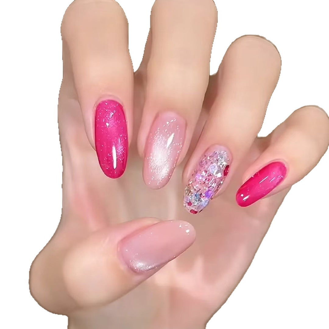Glamouröse Gel-Nagelverlängerungen mit Strassakzenten