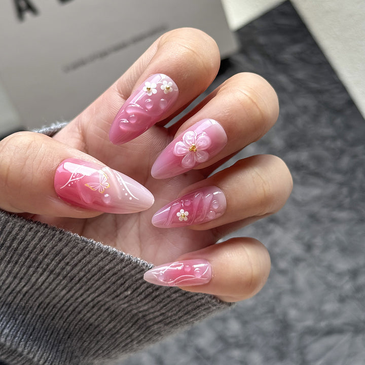 Blumenverzierte Press-On Nail Kit Karnz